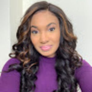 Meet your Posher, Lakoya